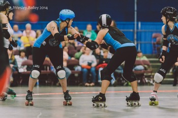 July 2014 WFTDA Featured League: Harbor City Roller Dames
