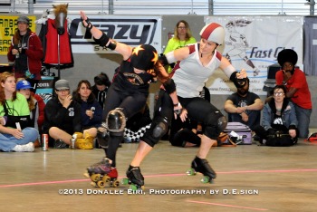 Sacred City Derby Girls vs Charm City Roller Girls at 2013 WFTDA Division 1 Playoffs in Salem