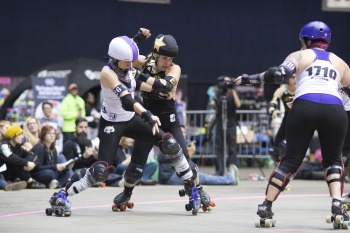 Bay Area Derby Girls vs Rose City Rollers in Game 9 at 2014 WFTDA Championships