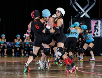 D1 Game 4: Minnesota Rollergirls (Omaha #3) vs. Texas Rollergirls (Dallas #2)