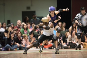 Game 6 - Rose City Rollers (Dallas #1) v B.ay A.rea D.erby Girls (Tucson #2)